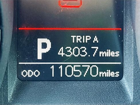 Used 2015 Toyota Corolla S FWD image 12