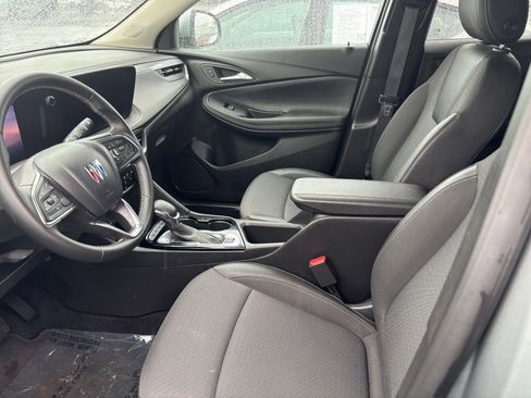 Used 2025 Buick Encore GX Preferred AWD/4WD image 25