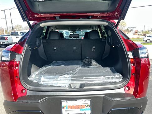 New 2026 Nissan Murano SV AWD/4WD image 33