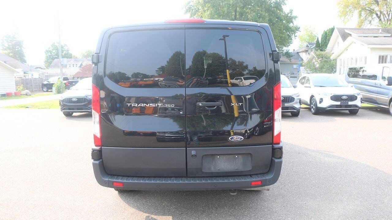 Used 2023 Ford Transit 350 XLT RWD image 4