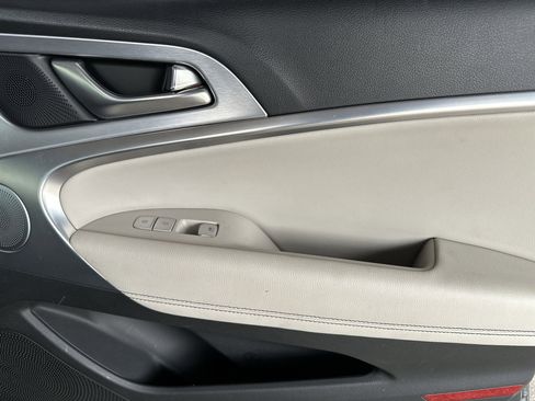 Used 2020 Genesis G70 2.0T Sport image 25