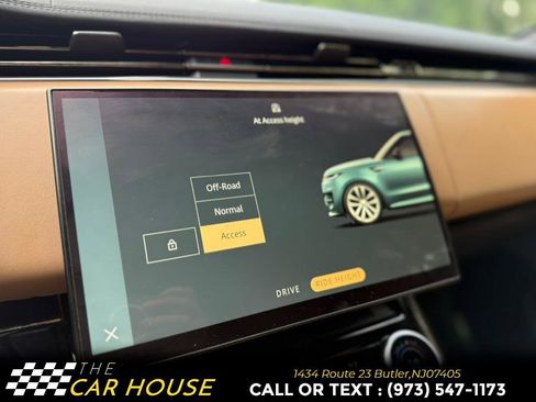 Used 2023 Land Rover Range Rover Sport SE image 38