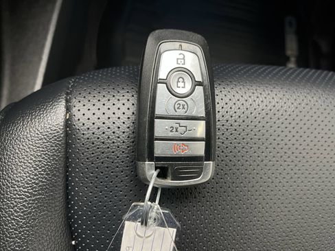 Certified 2023 Ford F150 Lariat w/ Equipment Group 502A High image 30