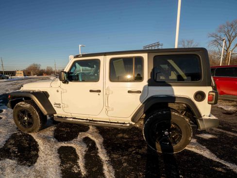 Used 2020 Jeep Wrangler Unlimited Sport S image 4