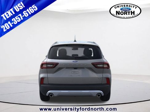 New 2025 Ford Escape SE image 5