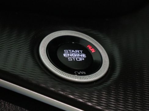 Used 2023 Jeep Grand Cherokee L Laredo image 33