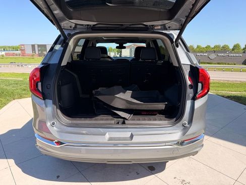 Used 2023 GMC Terrain Denali AWD/4WD image 34