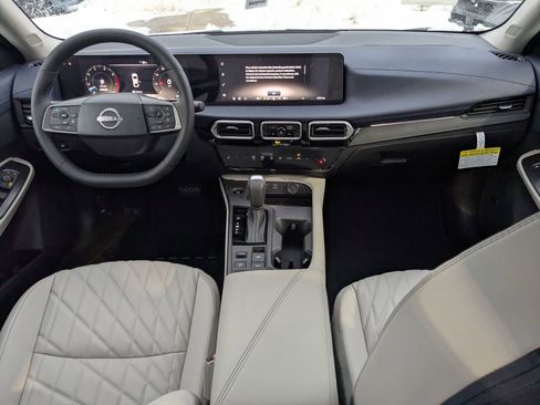 New 2026 Nissan Sentra SL w/ Floor Mat Package FWD image 21