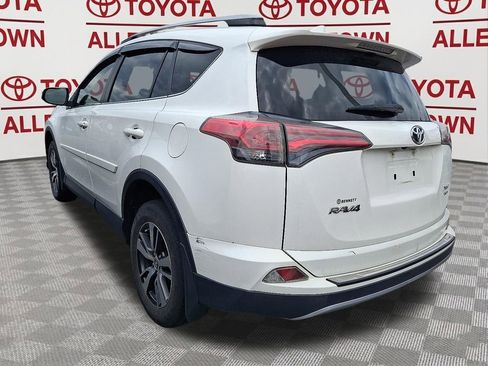 Used 2018 Toyota RAV4 XLE w/ Plus Extra Value Package AWD/4WD image 4