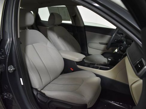 Used 2016 Kia Optima LX image 30