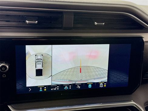 Certified 2022 GMC Sierra 1500 Denali w/ Technology Package image 9