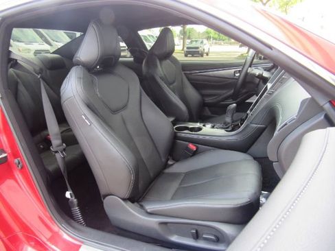 Used 2022 INFINITI Q60 3.0t Luxe w/ Essential Package image 22