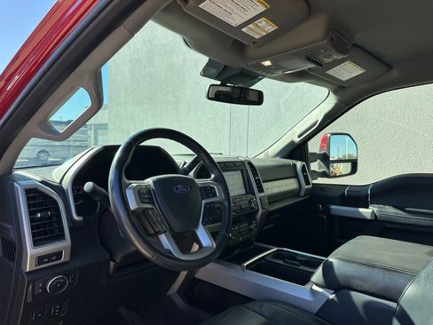 Used 2020 Ford F250 Lariat w/ Lariat Ultimate Package image 7