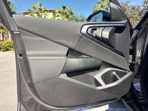 Certified 2025 BMW X3 xDrive30i w/ Convenience Package image 16