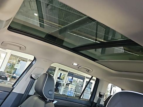 New 2026 Volkswagen Atlas SEL Premium R-Line image 30