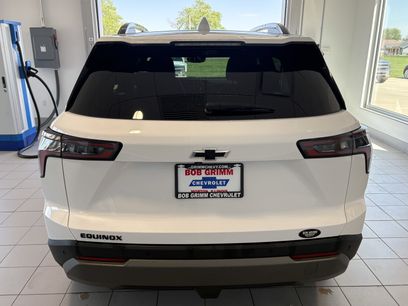 Used 2025 Chevrolet Equinox LT w/ Convenience Package II