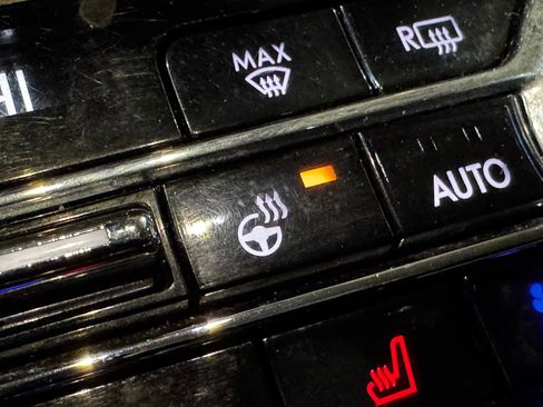 Used 2020 Lincoln Aviator Reserve w/ Equipment Group 202A image 38