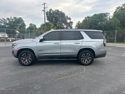 Used 2023 Chevrolet Tahoe Z71 w/ Luxury Package AWD/4WD image 2