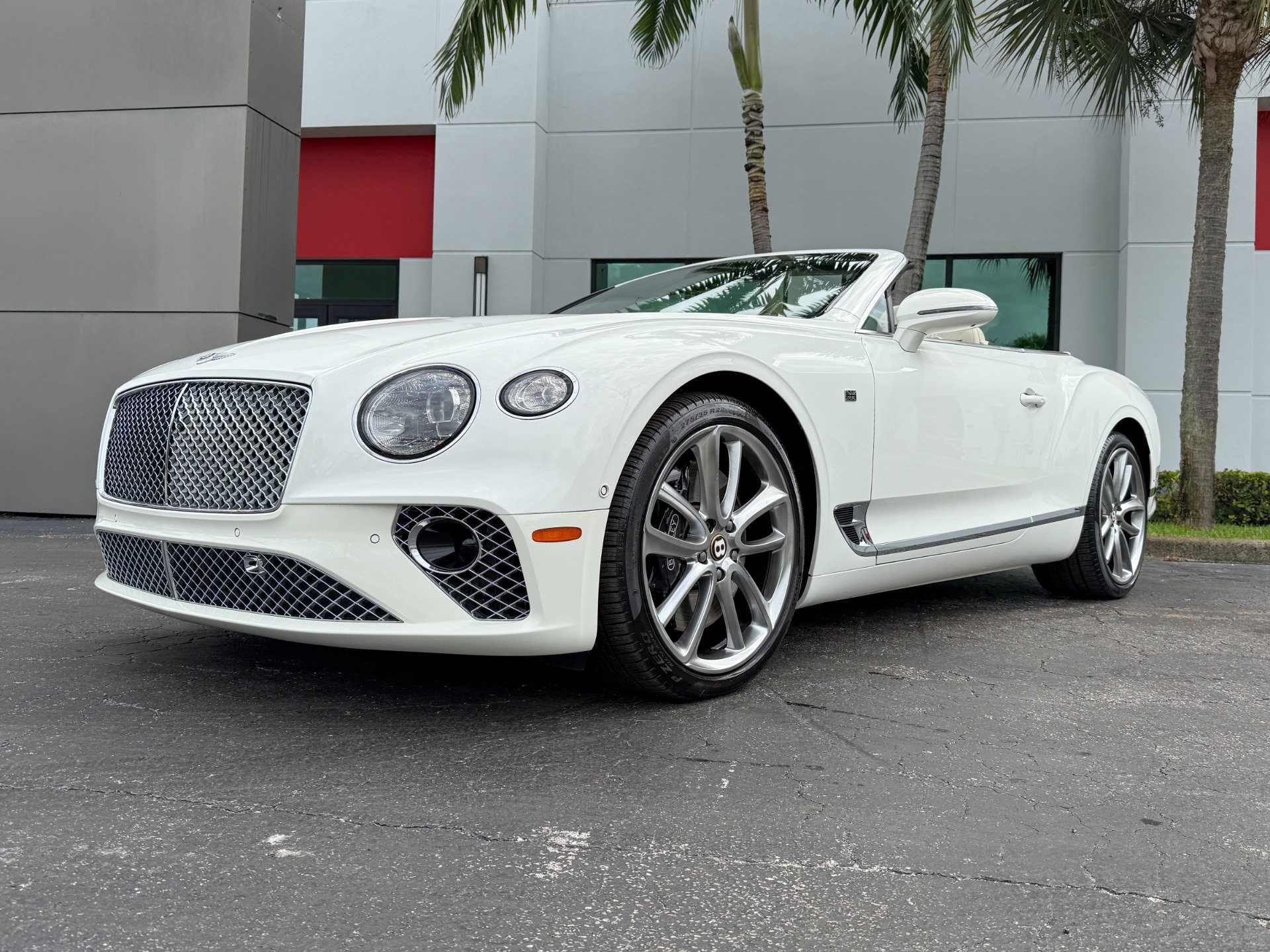 Used 2020 Bentley Continental GT AWD/4WD image 20