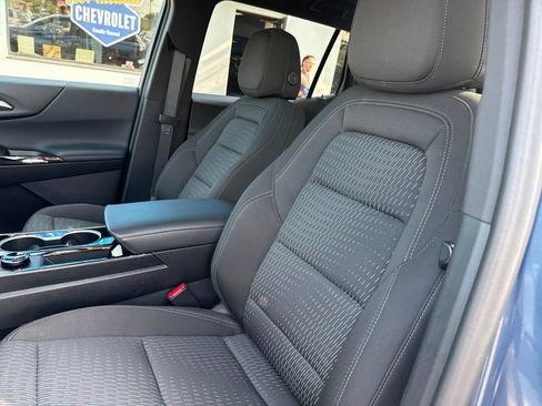 Used 2026 Chevrolet Equinox LT AWD/4WD image 35