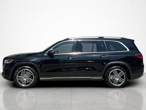 Used 2026 Mercedes-Benz GLS 450 4MATIC image 2
