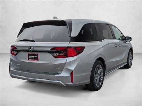 New 2026 Honda Odyssey Touring image 2