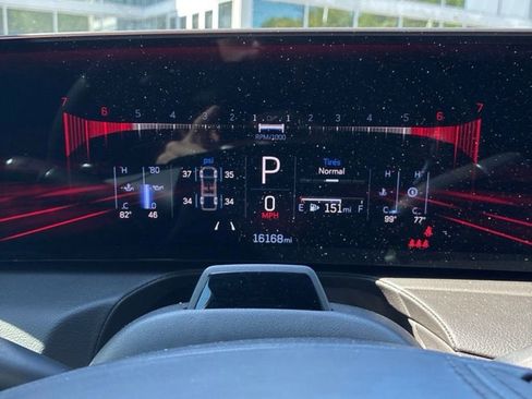 Used 2026 Cadillac CT5 V Blackwing w/ Super Cruise 1 Package image 9