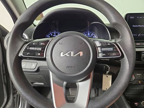 Certified 2023 Kia Forte LXS w/ LXS Technology Package FWD image 20