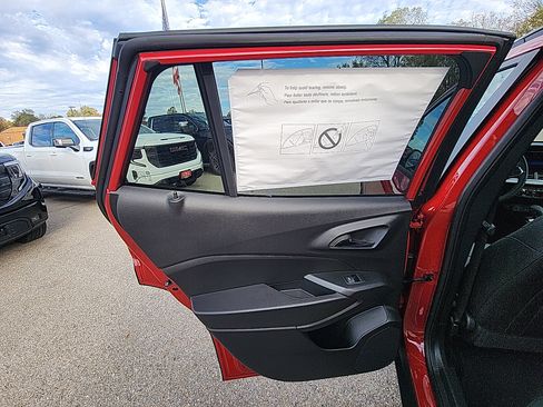 New 2026 Chevrolet Trax LT image 26