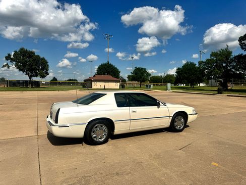 Used 2001 Cadillac Eldorado ESC w/ Comfort/Convenience Pkg image 20