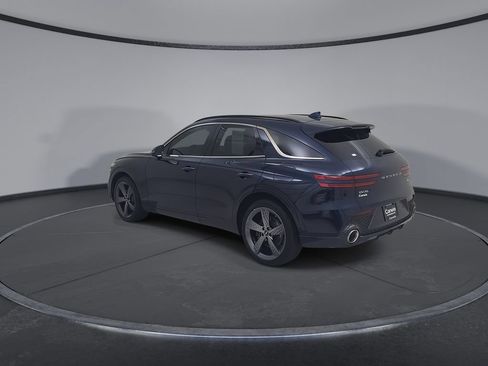 Used 2022 Genesis GV70 3.5T Sport w/ Sport Prestige Package AWD/4WD image 12