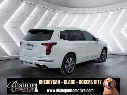 Used 2020 Cadillac XT6 Premium Luxury image 18