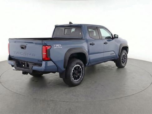 New 2026 Toyota Tacoma TRD Off-Road w/ TRD Off Road Upgrade Package AWD/4WD image 4
