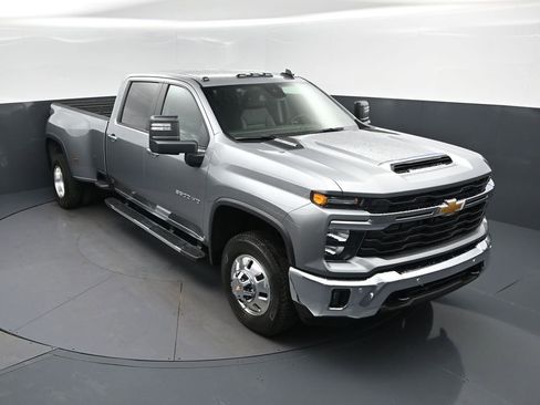 New 2026 Chevrolet Silverado 3500 LT w/ All Star Edition AWD/4WD image 1