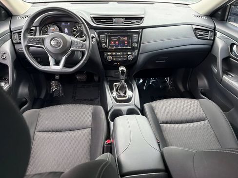 Used 2020 Nissan Rogue SV FWD image 15