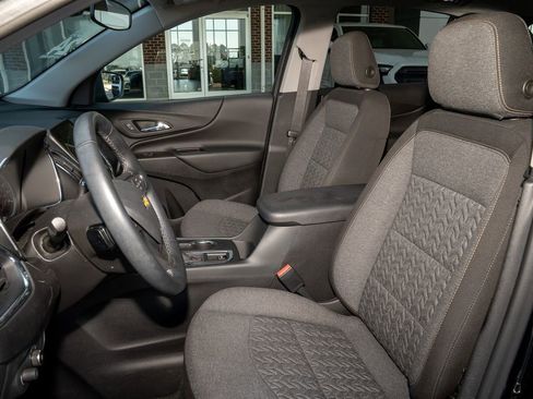 Used 2024 Chevrolet Equinox LT image 11