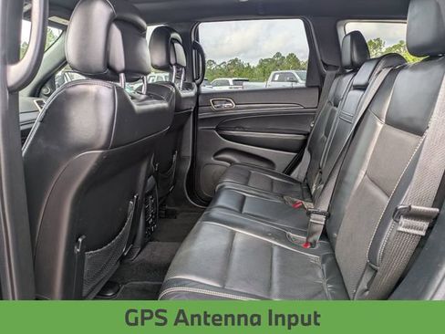 Used 2017 Jeep Grand Cherokee Limited w/ Luxury Group II image 28