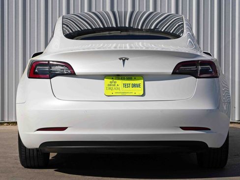 Used 2021 Tesla Model 3 Standard Range Plus image 11