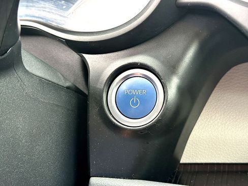 Used 2024 Toyota Sienna XLE FWD image 14