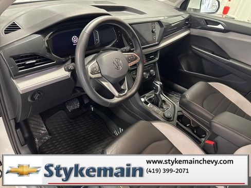 Used 2022 Volkswagen Taos SEL image 34