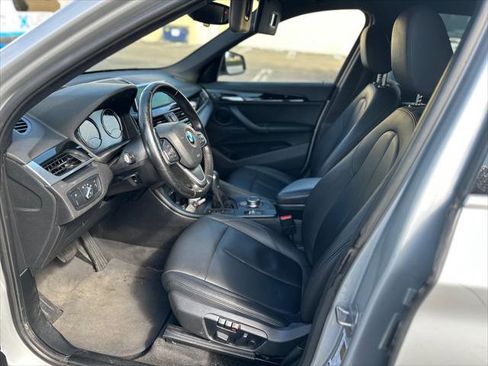 Used 2018 BMW X1 sDrive28i w/ Premium Package image 12