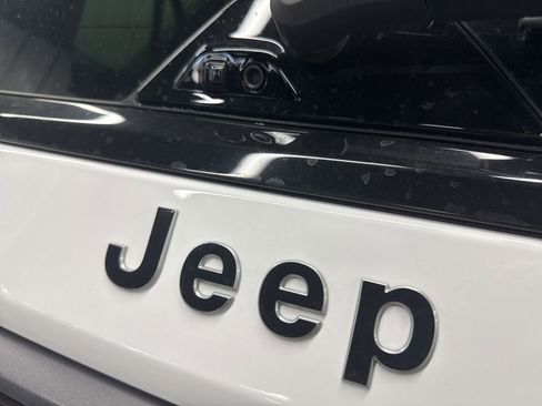 New 2026 Jeep Grand Wagoneer L Summit AWD/4WD image 12