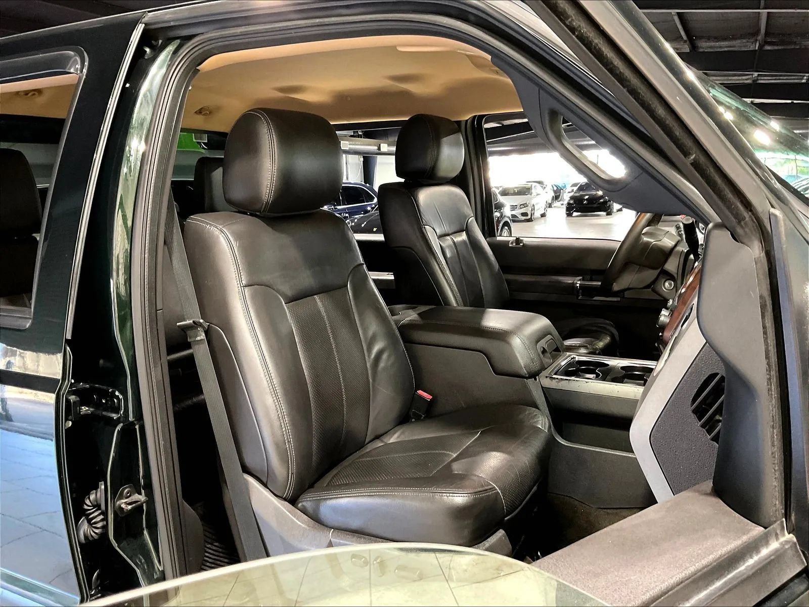 Used 2012 Ford F350 Lariat w/ Chrome Pkg AWD/4WD image 12