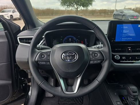 Used 2026 Toyota Corolla Cross SE image 15