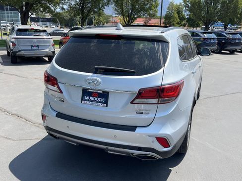 Used 2019 Hyundai Santa Fe XL w/ Cargo Package AWD/4WD image 8