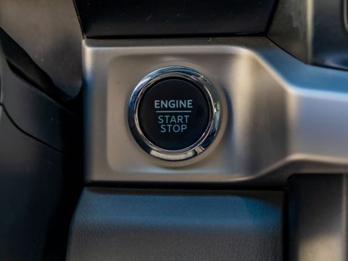 Used 2024 Ford F250 XLT w/ XLT Premium Package image 24