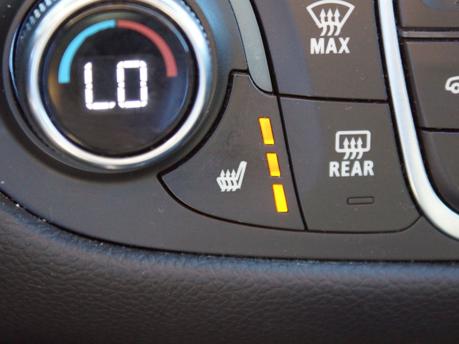 Used 2024 Chevrolet Equinox LT AWD/4WD image 29