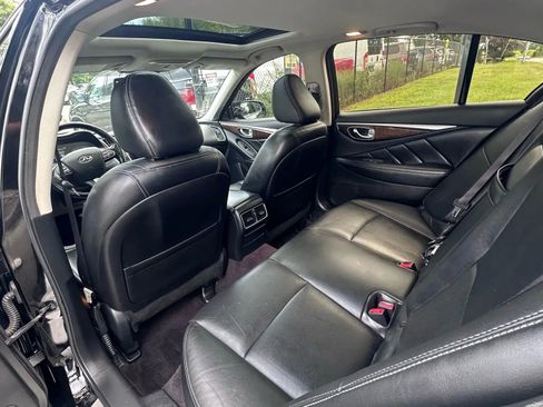 Used 2015 INFINITI Q50 Premium w/ Deluxe Touring Package image 22