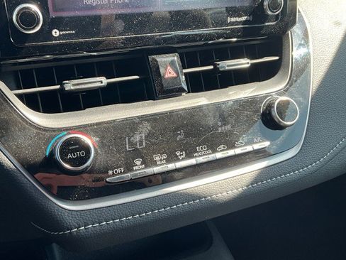 Used 2021 Toyota Corolla SE FWD image 7