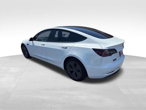 Used 2022 Tesla Model 3 Long Range AWD/4WD image 5